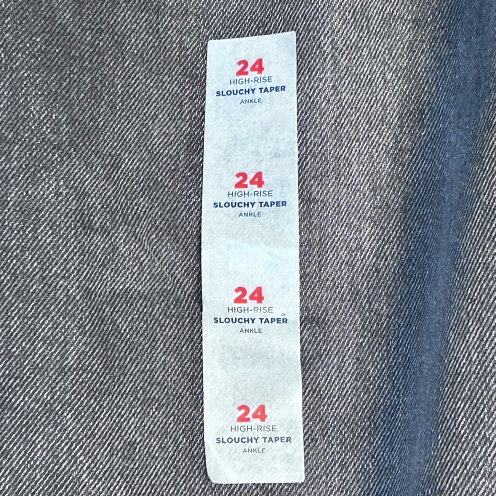 NWT Old Navy distressed high rise slouchy tapered ankle jeans, plus size 24 - Picture 3 of 9